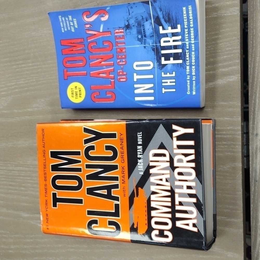 TOM clancy's books set 2